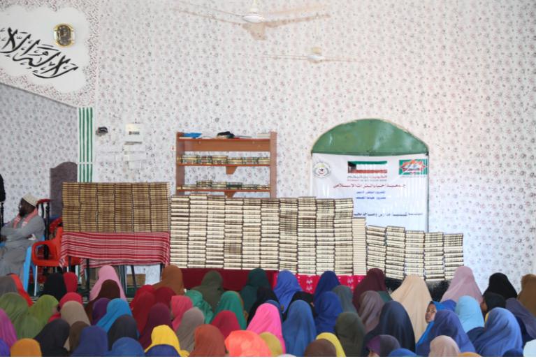 مصاحف مسجد عماد حمد الضبيان