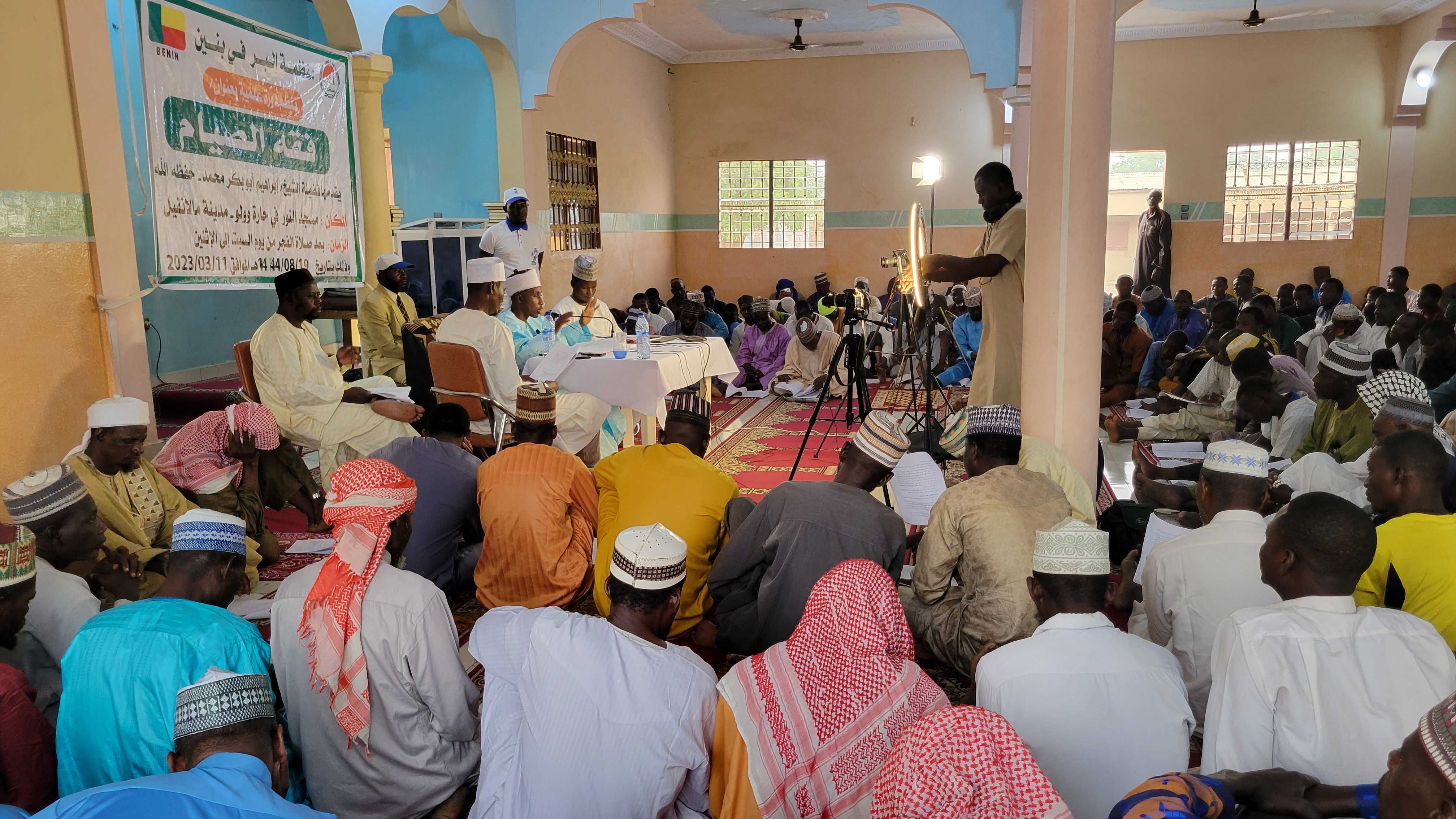 راتب عدد 2 معلم لشهر 3 / 2026 مركز سالم وهيا المطيري