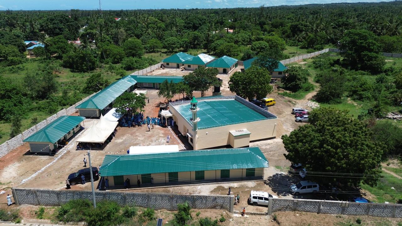 بناء مركز اسلامي باسم نورة ثميل محمد رحمها الله