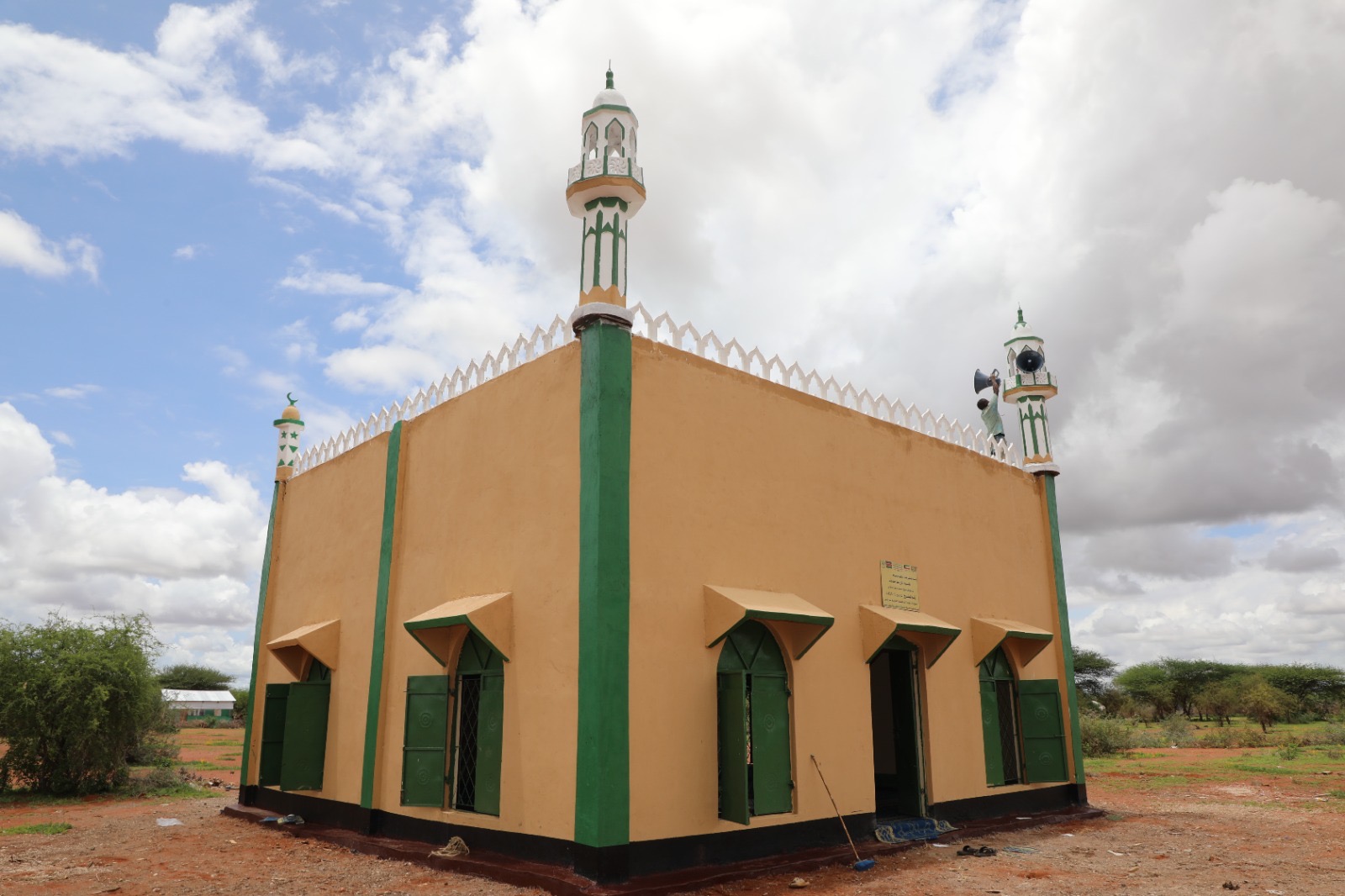 الدفعة الاخيرة لمسجد هدى وانتصار